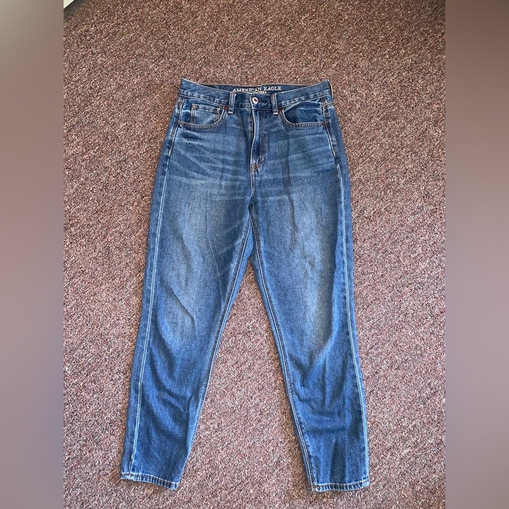 American Eagle Mom Jeans